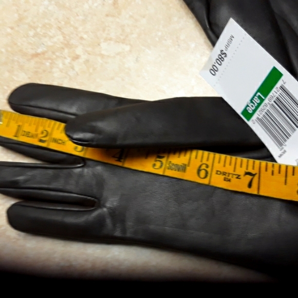 NWT, Leather gloves w/premium sheepskin - Picture 6 of 9